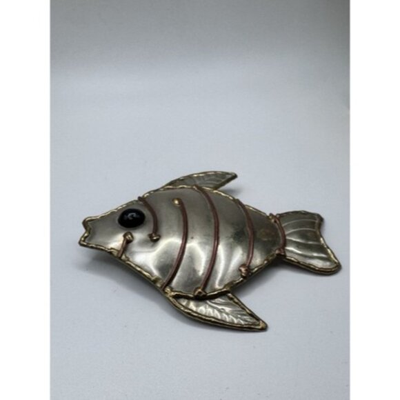 Vintage Pendant And Brooch Fish In Silver Tone Whit Copper And Brass Extra Large - Picture 6 of 7